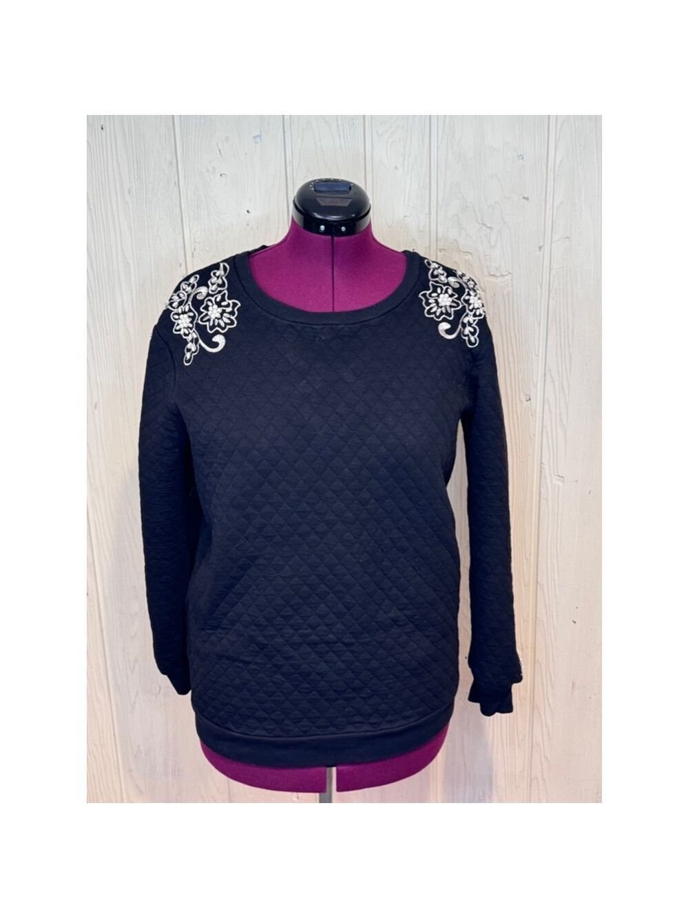 Staring at Stars Quilted Black Sweatshirt Pearl Embellished Long Sleeve Medium